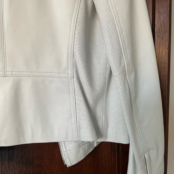 S: Leather Banana Republic Jacket Winter White Classic Elegant NWOT New! - Picture 3 of 10